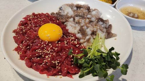 Seoul by Night Palaces Market and Street Food Tour Vegan Option Day Tours