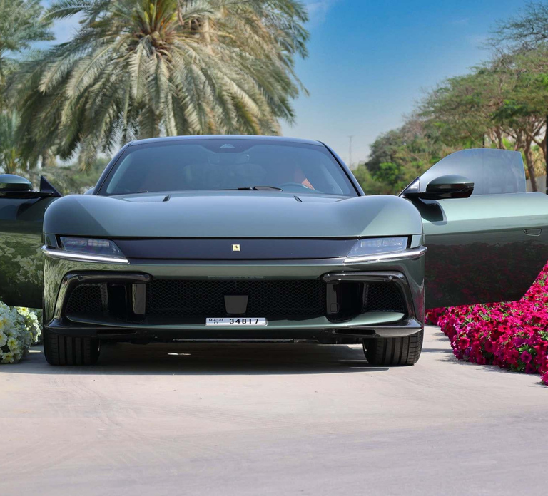 Dubai: Ferrari 12Cilindri 1-Day Rental, No Deposit Required