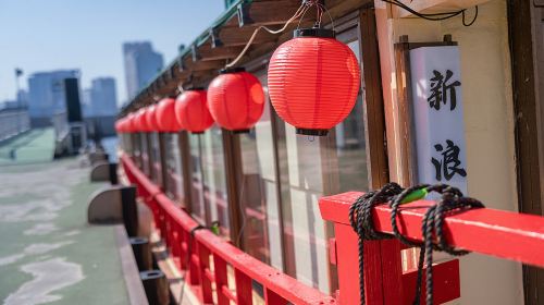 Tokyo, Japan Night Cruise on the Sumida River Sakura Viewing Limited [Traditional Japanese Performance + Kuroge Wagyu Sukiyaki Dinner + Self-service Beverage Machine] Transport Passes