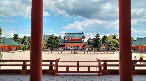 Kyoto: Heian Jingu Tour - Roots of Kyoto & Scenic Gardens Day Tours