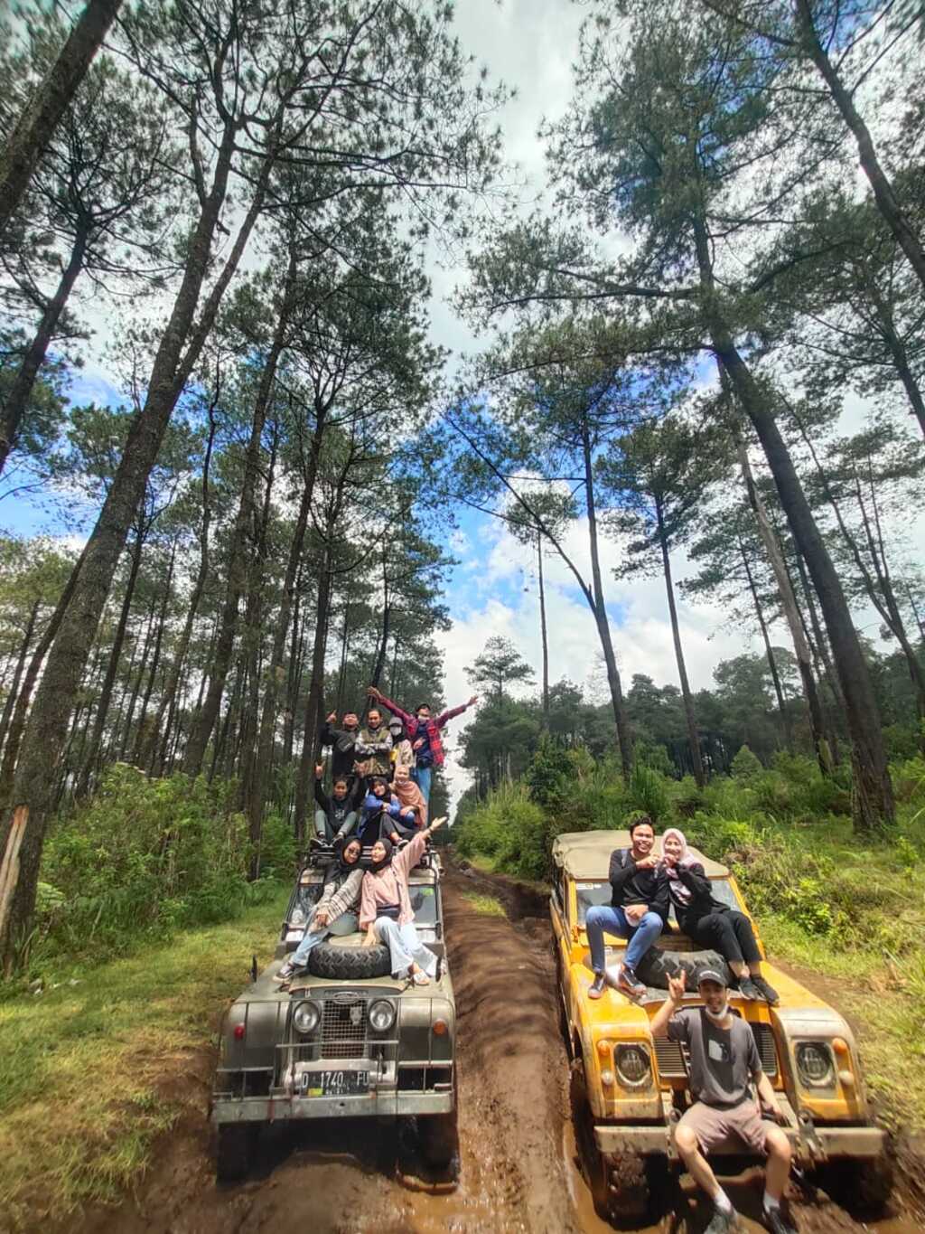 Fun Offroad Cikole Lembang Bandung – Land Rover Adventure