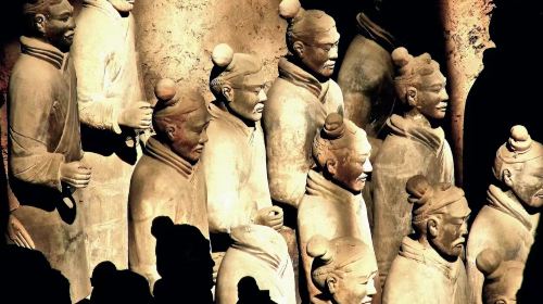 Mini Group Xian Day Tour to Terracotta Army, City Wall, Pagoda and Muslim Quarter