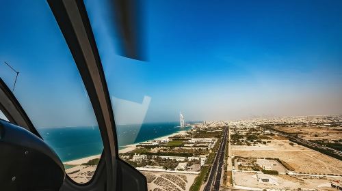 Helicopter Sightseeing in Dubai: Take Off from the Palm Island