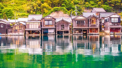 1-day tour of Kyoto Tango Sea Train + Sea of Kyoto + Ine, including train fare and optional boat ride