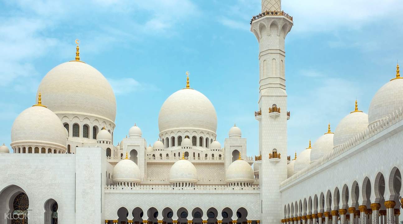 Abu Dhabi Sheikh Zayed Mosque Half Day Tour from Dubai