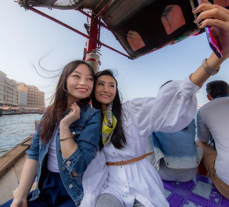 Old Dubai Heritage Tour: Souks, Mosques & more hidden gems!