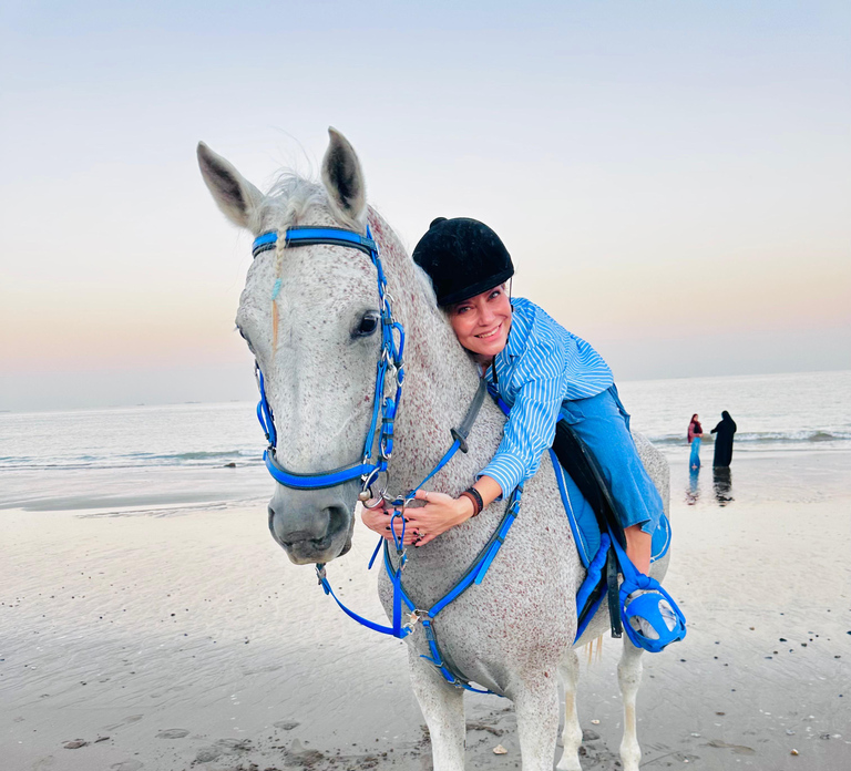 Fujairah: Sunset Heritage Village HorseRide & Emirati Dinner