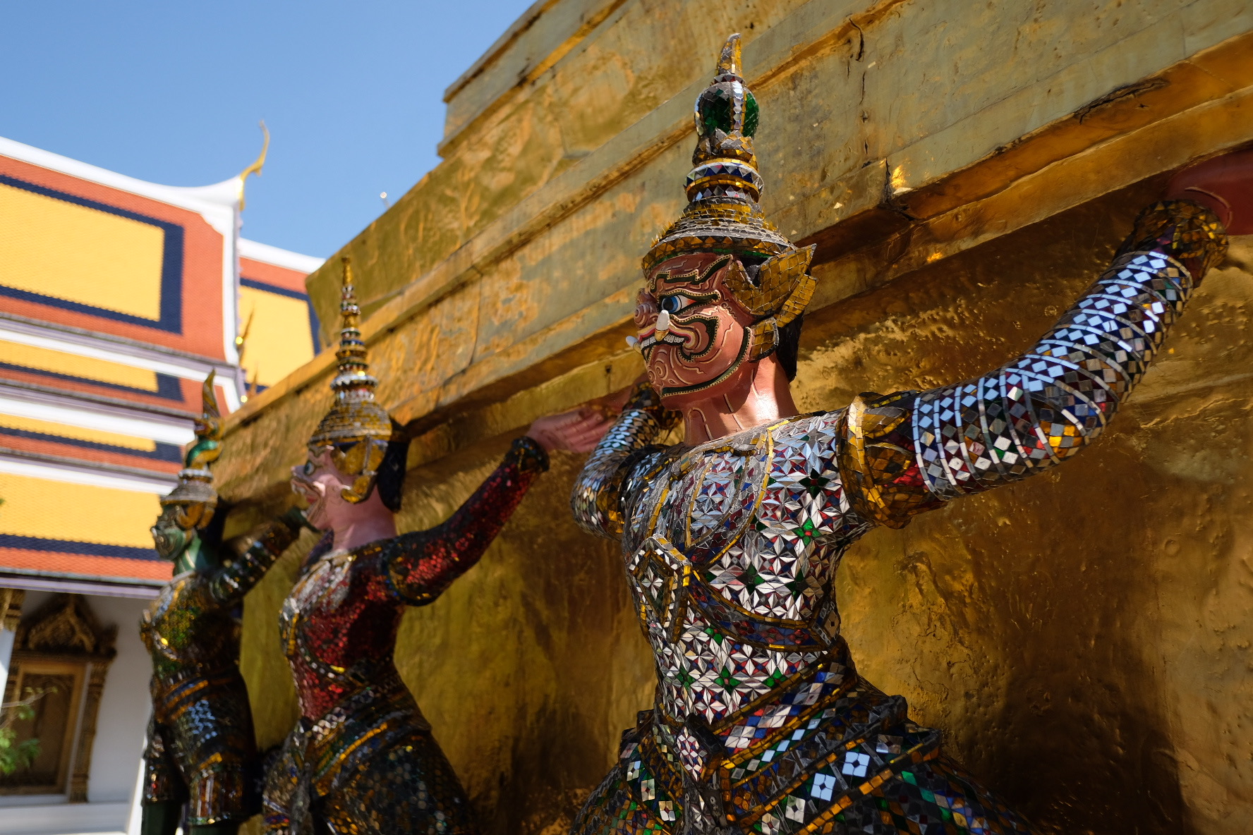 Experience Bangkok's Temples & River of Kings