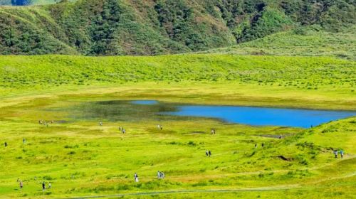 Takachiho Gorge + Aso Volcano Kusasenri 1-day Tour – Optional Beef Lunch Package Including Sightseeing Cruise Ticket