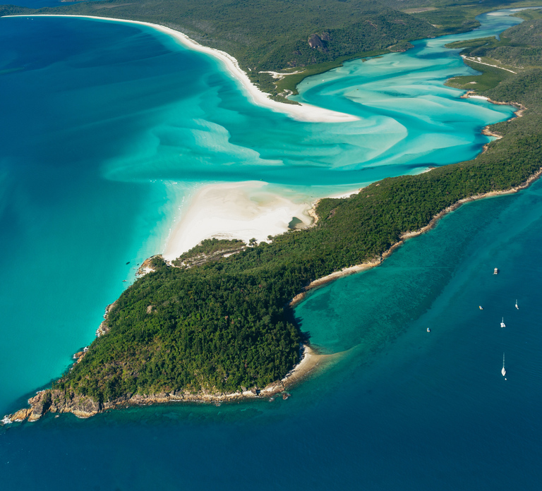 Airlie Beach: Whitsundays & Heart Reef Scenic Flight