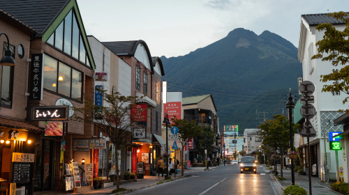Japan Fukuoka Nyoirin-ji Temple on Qingying Mountain, Mount Yufu Trailhead, Yufuin, and Beppu Hells One-Day Tour