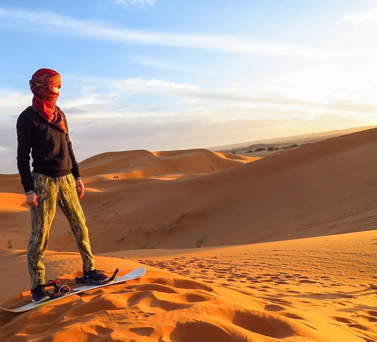 Dubai: Desert Safari, Camel Ride, Sandboard & Buffet Dinner