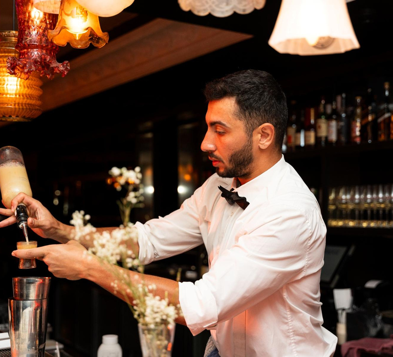 Sydney: Cabaret Dinner Show at the Honeycomb Club