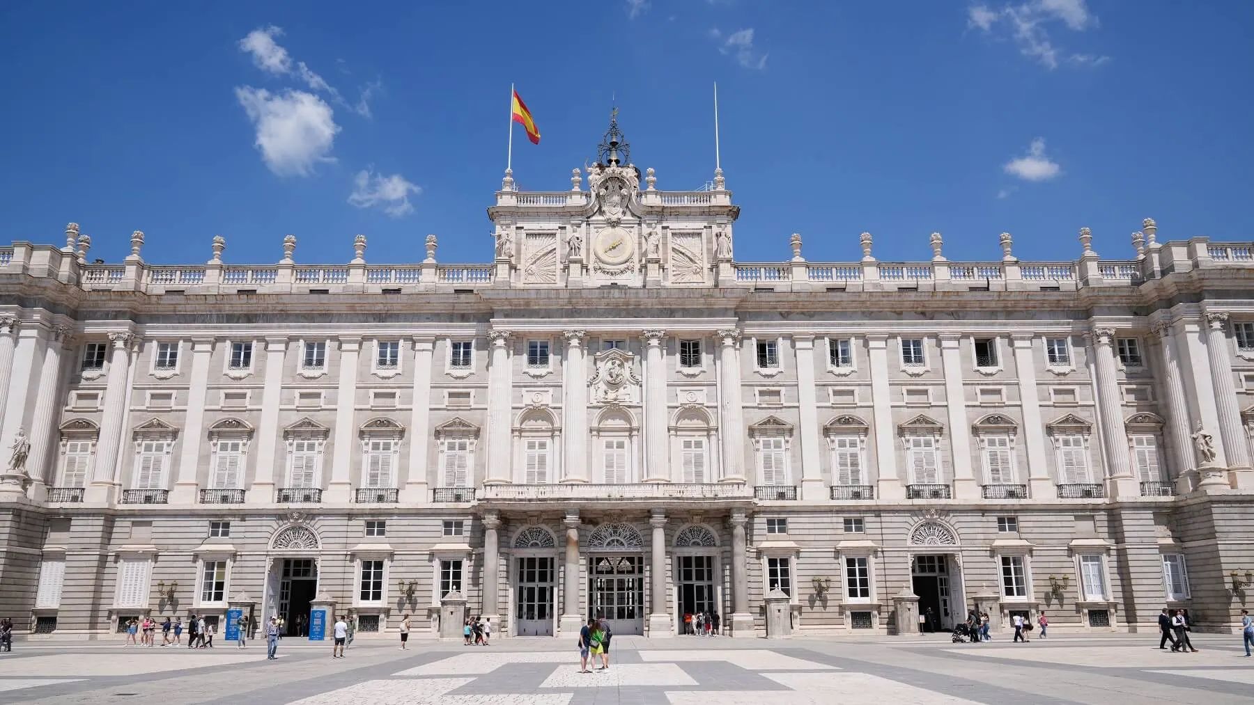 Private Tour: Habsburgs Madrid Walking Tour Historic Centre and Royal Palace Guided Tour Skip-the-Line