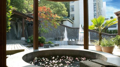 Taipei – Beitou Spring City Resort – Private Hot Spring Room, Public Baths