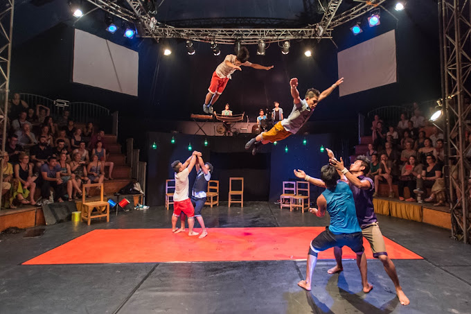 Private full day Tour  with Free Phare Circus show with ticket C