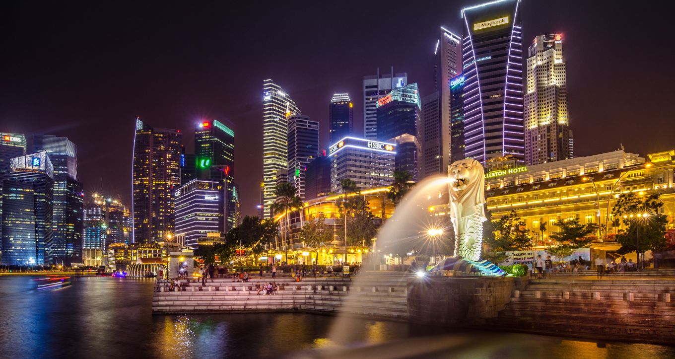 Singapore NightVee Ride: 1-Hour