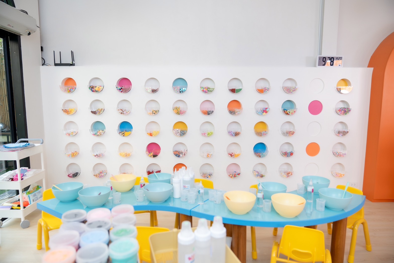 SLIMEVILLE SUKHUMVIT49