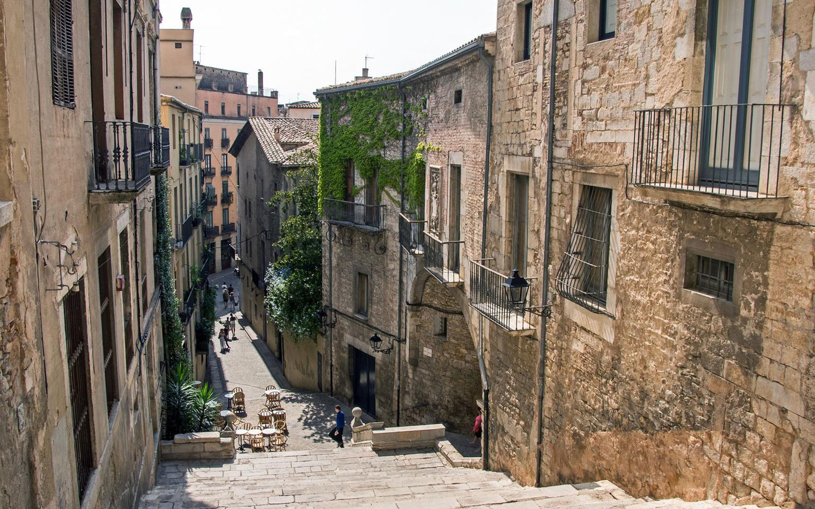 Private Tour to Gerona and Sitges