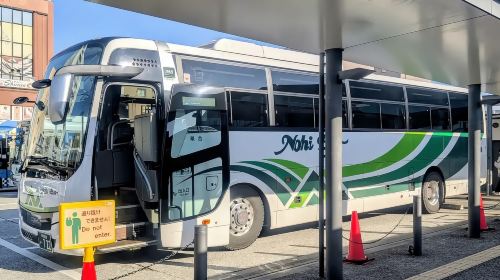 Direct bus from Takayama Nohi Bus Center to Shinjuku Bus Center Transport Passes