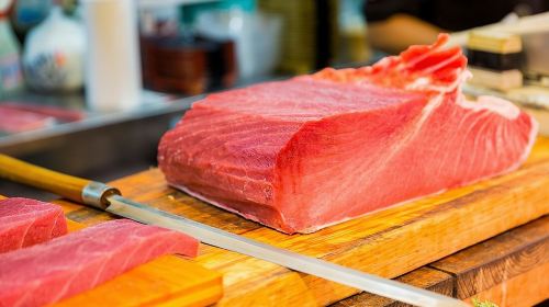 Tokyo Tsukiji Fish Market Food Walking Tour with 5 Tastings Day Tours