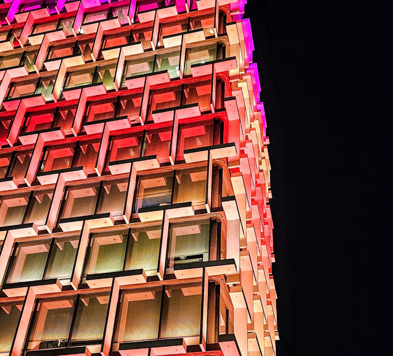 Perth: City Lights Instagram Bus Tour with Dessert