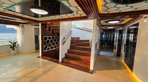 [Abu Dhabi] ROSE ROYALE Abu Dhabi Luxury Mega Yacht Buffet with Multiple Package Options - Soft Drinks/Alcohol/VIP Area Available Transport Passes