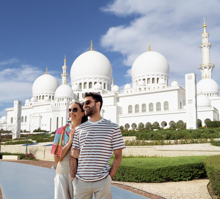 2-Day City Tour: Dubai & Abu Dhabi + Yacht Experience