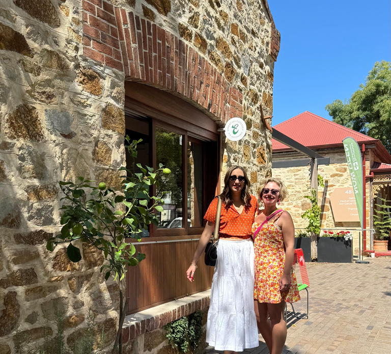 From Adelaide: Hahndorf and Barossa Day Tour with Lunch
