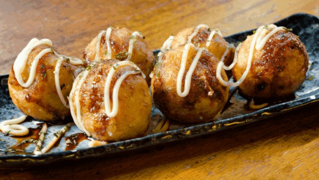 Osaka Night Food Tour-Japanese Local Guide