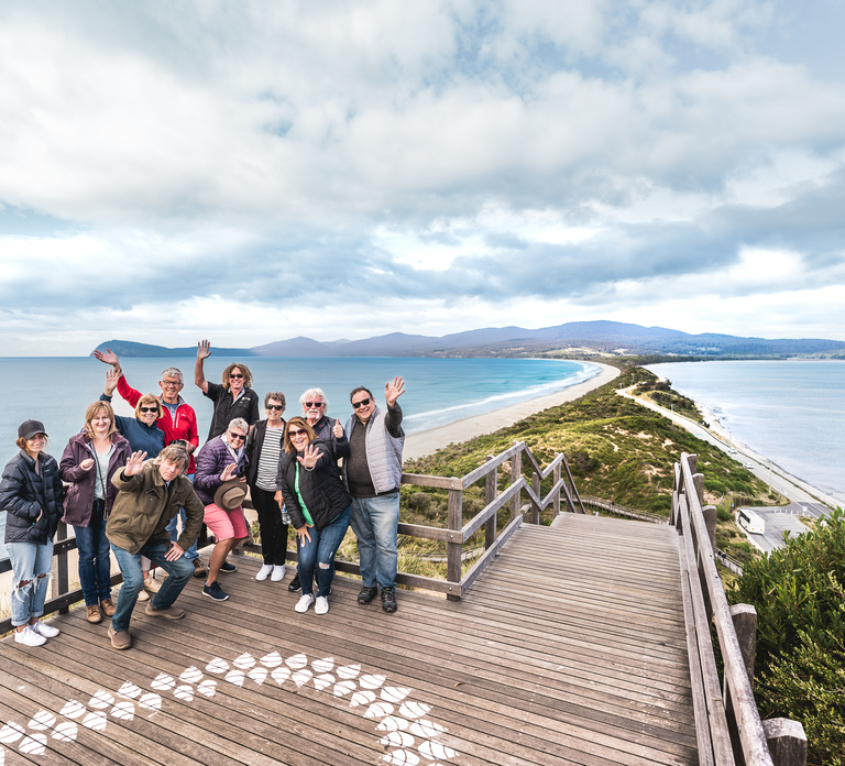 Hobart: Bruny Island Tour with Hotel Lunch & Lighthouse Tour