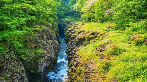 Kumamoto & Miyazaki – Kyushu Takachiho Gorge