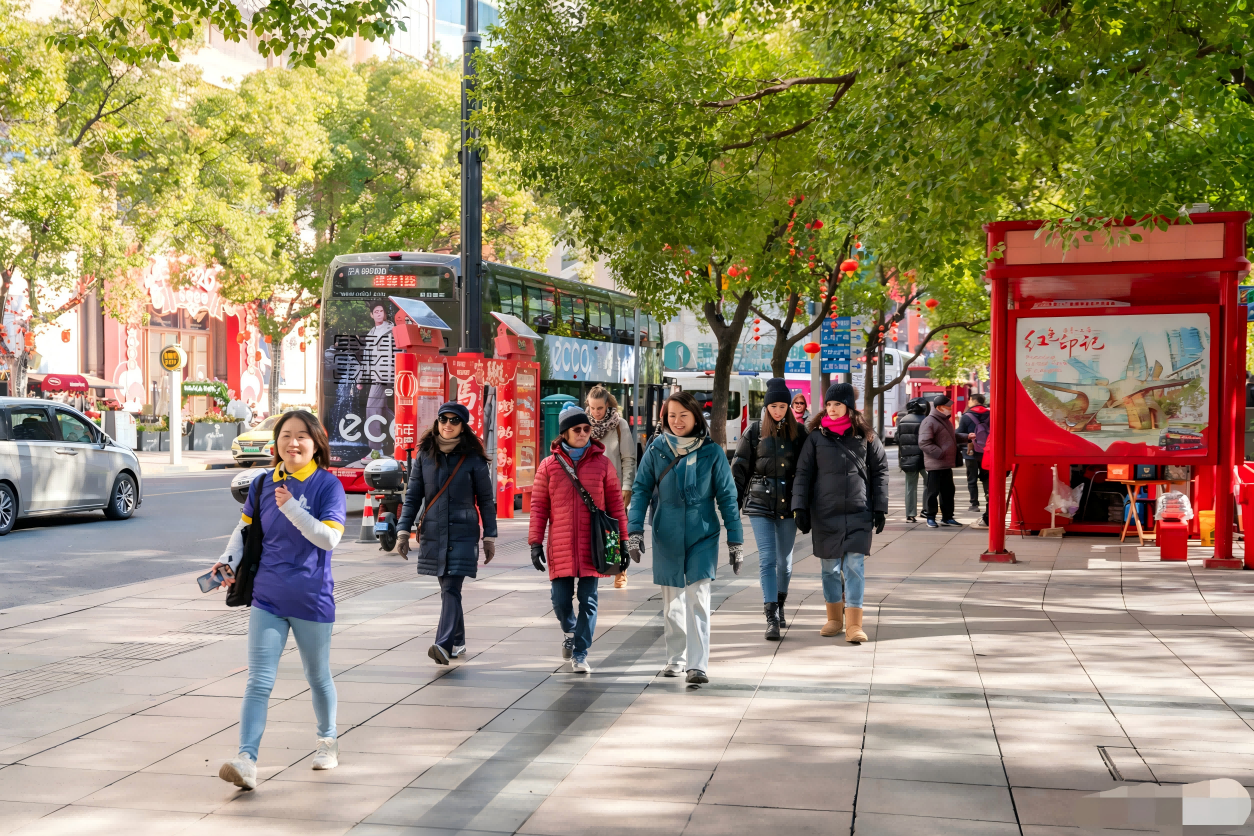 Small Group: Shanghai Flavors and Culture Tour with 10 tastings