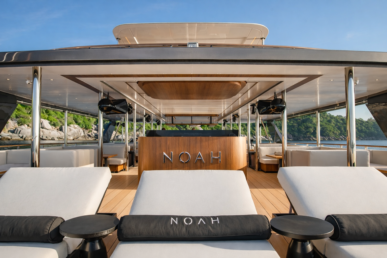 Join Tour Noah Yacht Program Phi Phi Island ,Maiton Island