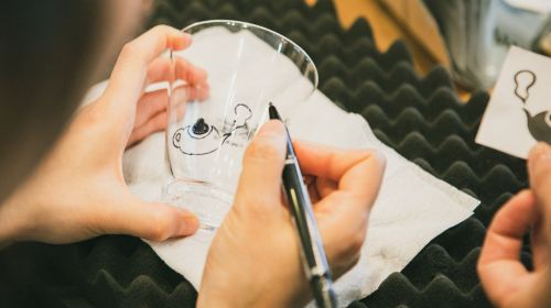 Kobe Beef DAIA Asakusa Rakutenchi: Daruma Painting & Kobe Beef Workshop Experience
