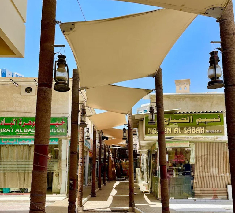 Ajman: Souqs and Malls Shopping Tour with Hotel Pickup