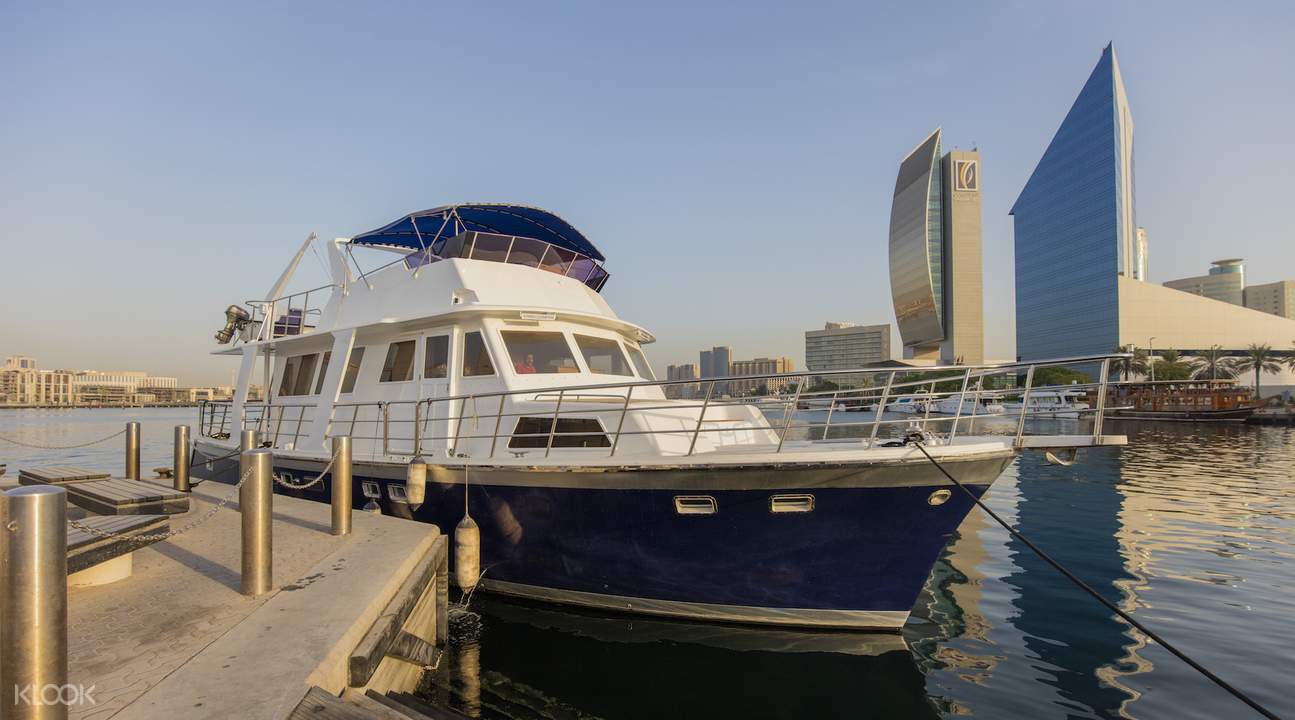 Yacht Ride at Dubai Creek with Shared Transfers