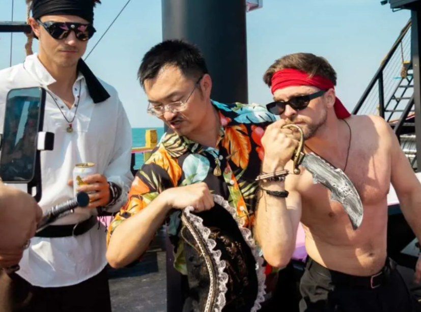 Lord Black Pearl Pirates Ship Pattaya Day Tour with round-trip share transfer within Pattaya City Area