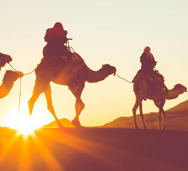 Dubai: Hot Air Balloon with Camel, ATV, & Horse Ride Options