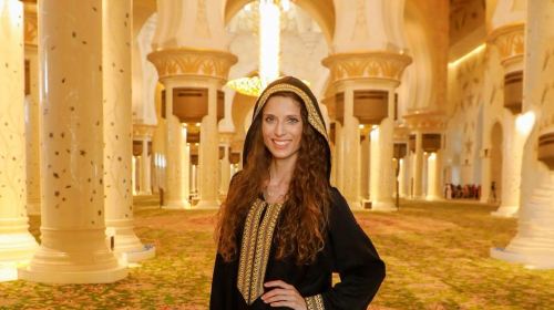 From Dubai: Abu Dhabi Sheikh Zayed Mosque Guided Tour Day Tours