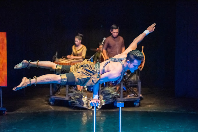 Private full day Tour  with Free Phare Circus show with ticket C