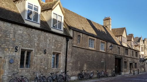Fun, Flexible Treasure Hunt Around Oxford with Cryptic Clues & Hidden Gems
