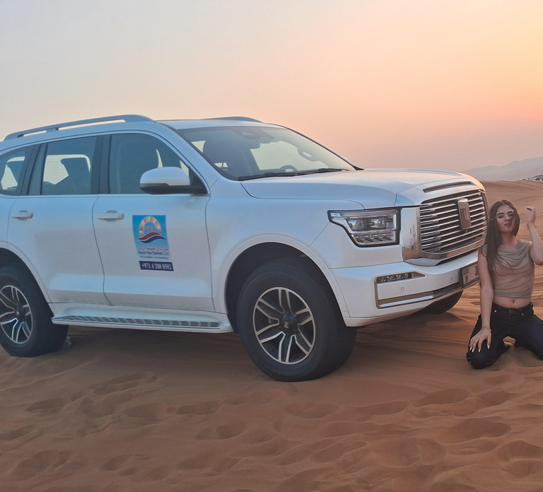 Dubai: Red Dunes Desert Safari with Premium Camp BBQ & Shows