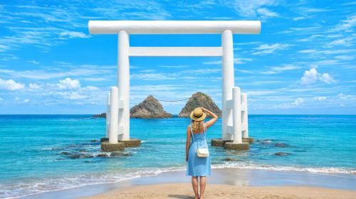 1-day tour to Yanagawa Itoshima couple stones, Ichiran ramen, cruise, Shiraito Falls and Dazaifu