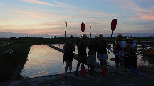 1-hour kayaking at Dongshan River Water Park – Yilan – Golden River Rice Paddies Canoeing Experience