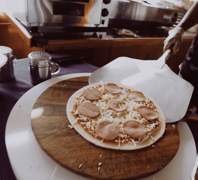 Dubai Creek Dhow Cruise with Unlimited Freshly Baked Pizza