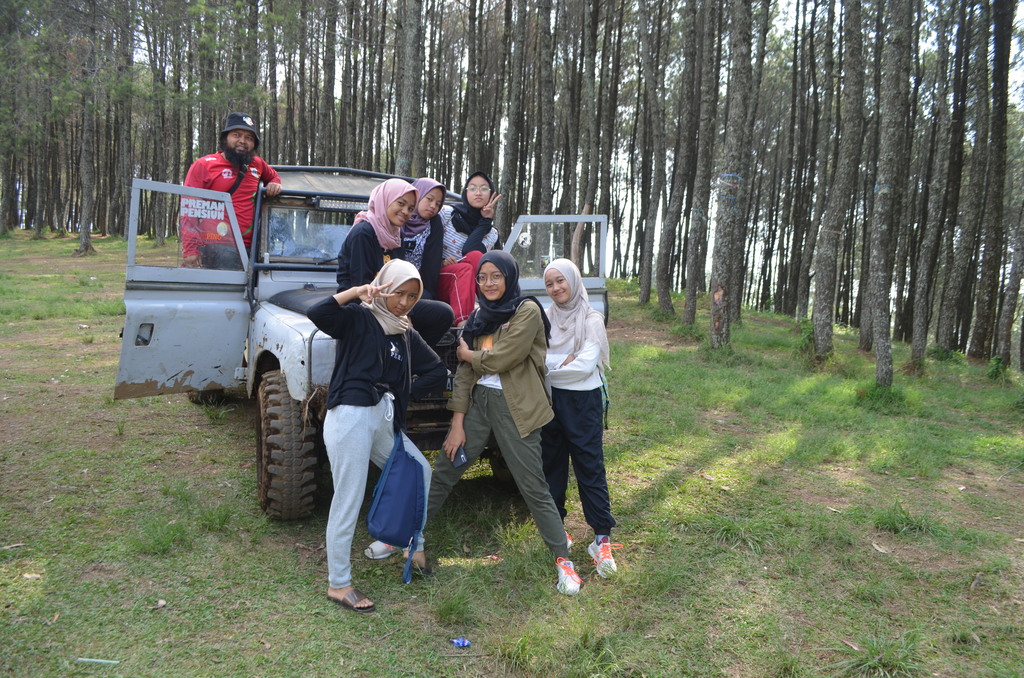 Fun Offroad Cikole Lembang Bandung – Land Rover Adventure