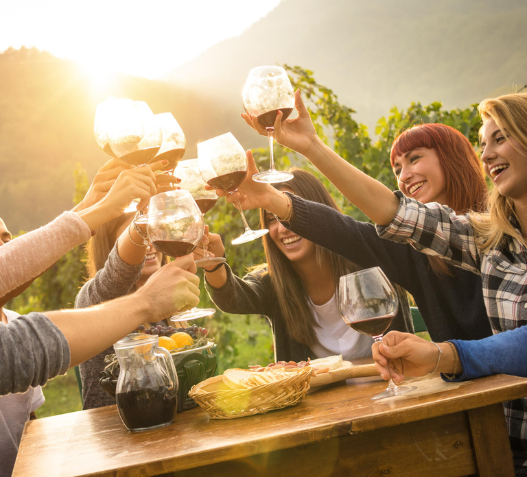 Swan Valley Full-Day Winery Experience with Lunch from Perth