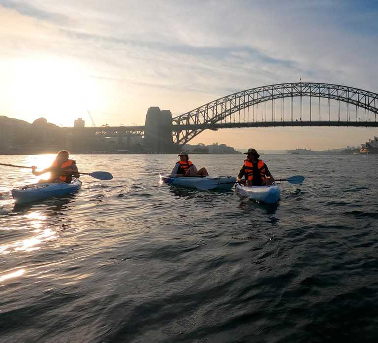 Sydney: Sunset Kayak - Opera & Harbour Bridge Tour (5p. max)