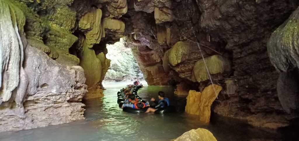 Pangandaran Boat Tour – East Beach, Nature Reserve & Snorkelling